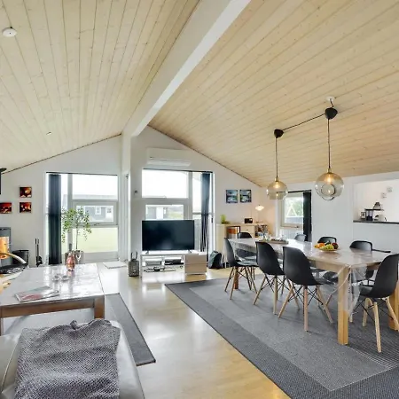 Hildegunda - 950m From The Sea In Western Jutland By Interhome