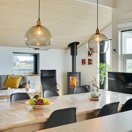 Feriehus Hildegunda - 950m From The Sea By Interhome Harboør