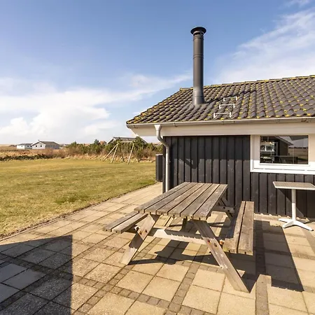 Hildegunda - 950m From The Sea By Interhome Harboør